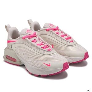 Nike Women's Sneakers in Cream and Pink